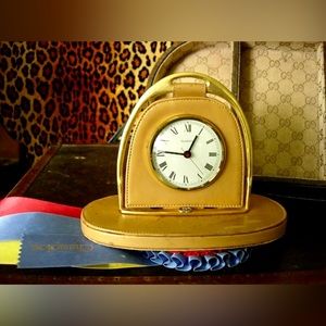 RARE Vintage GUCCI Stirrup Leather Brass DESK CLOCK Statement Decor Designer GG